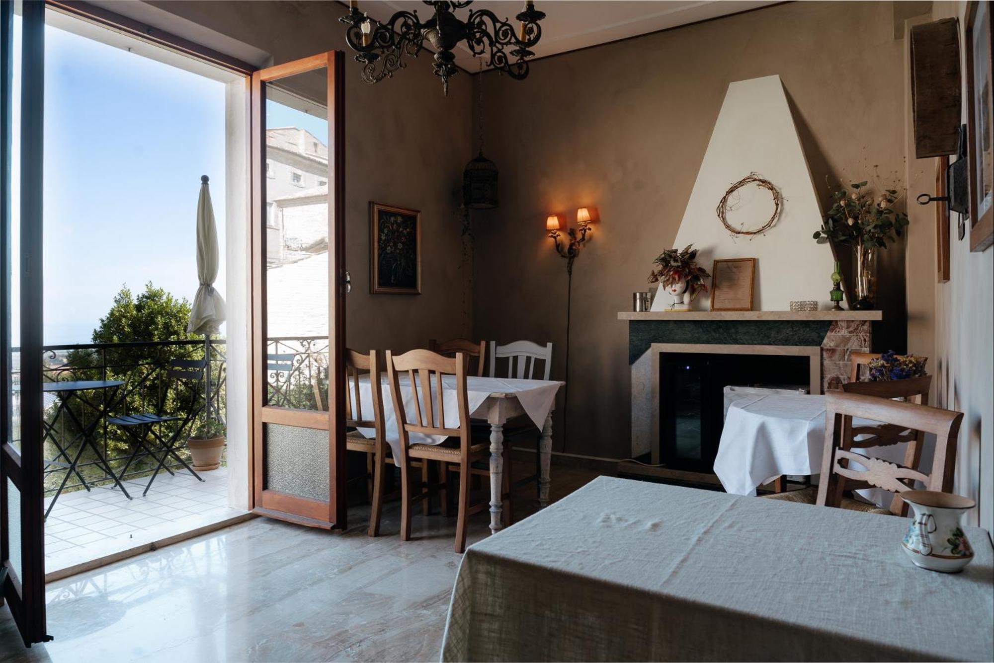 Casa Agello B&B Ripatransone Exteriör bild